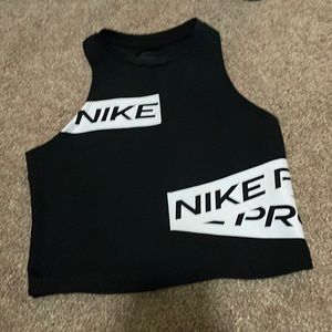 Nike Pro crop top